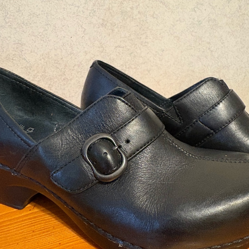 Dansko Tamara Elegant Black Leather Women's Clogs Shoes 37 Size US 7 - Picture 5 of 11